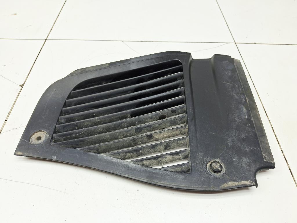 Решетка под лобовое стекло, 1000 рублей, Пермь