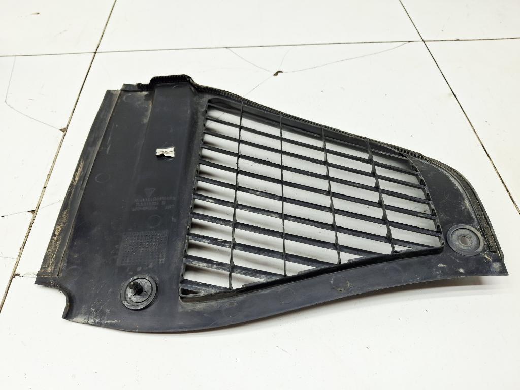 Решетка под лобовое стекло, 1000 рублей, Пермь