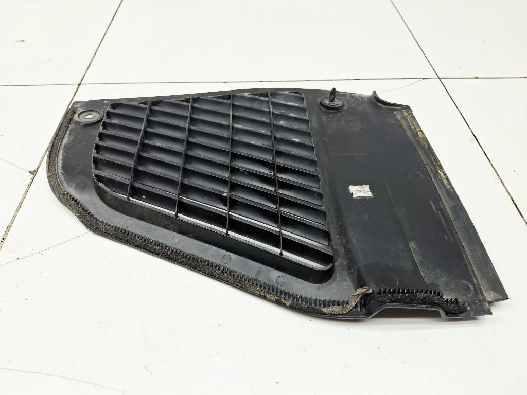Решетка под лобовое стекло, 1000 рублей, Пермь