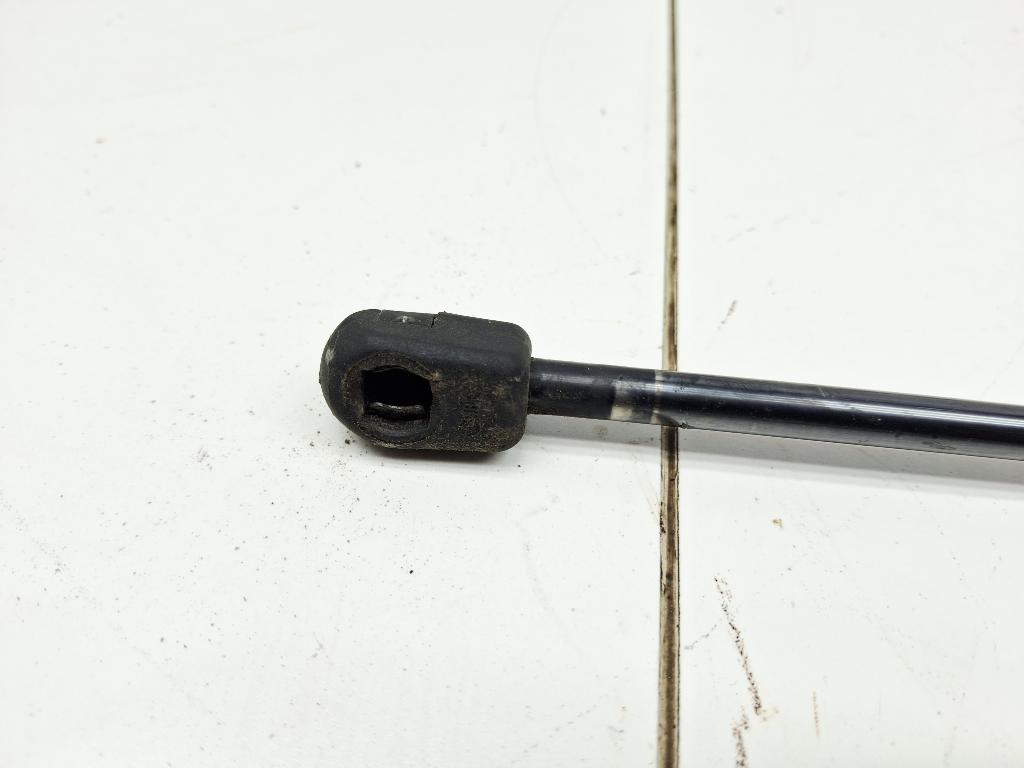 Амортизатор капота, 500 рублей, Пермь