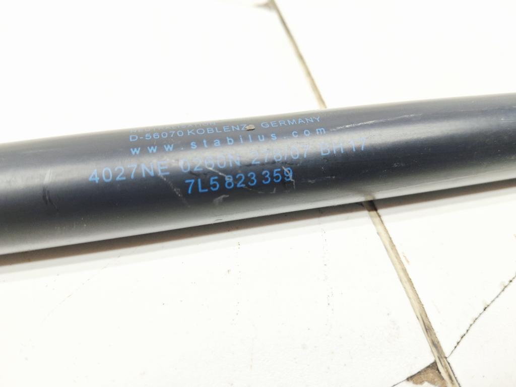 Амортизатор капота, 500 рублей, Пермь