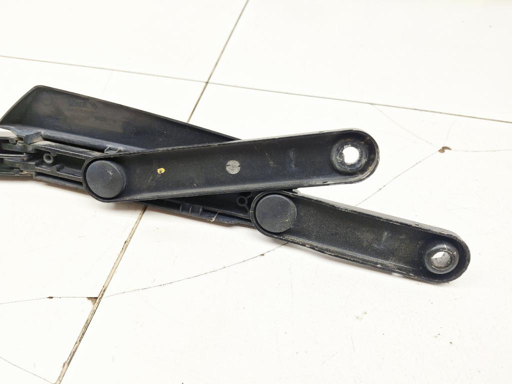 Поводок стеклоочистителя передний правый, 2000 рублей, Пермь