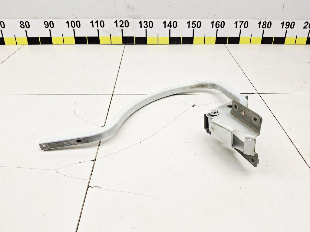 Петля крышки багажника, 2000 рублей, Пермь