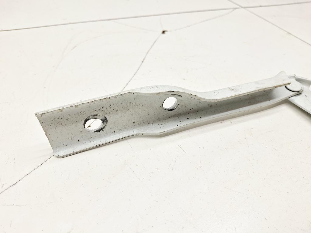 Петля капота правая, 1000 рублей, Пермь