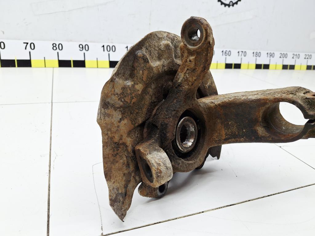 Кулак поворотный передний левый, 5000 рублей, Пермь