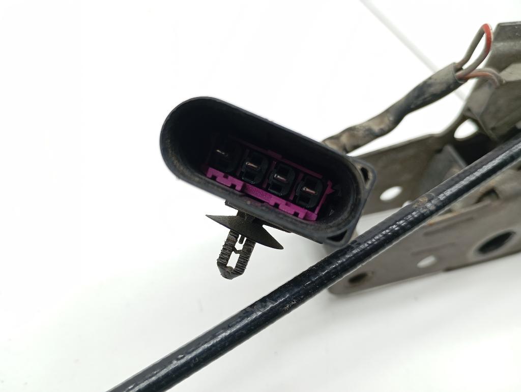 Замок капота, 1500 рублей, Пермь