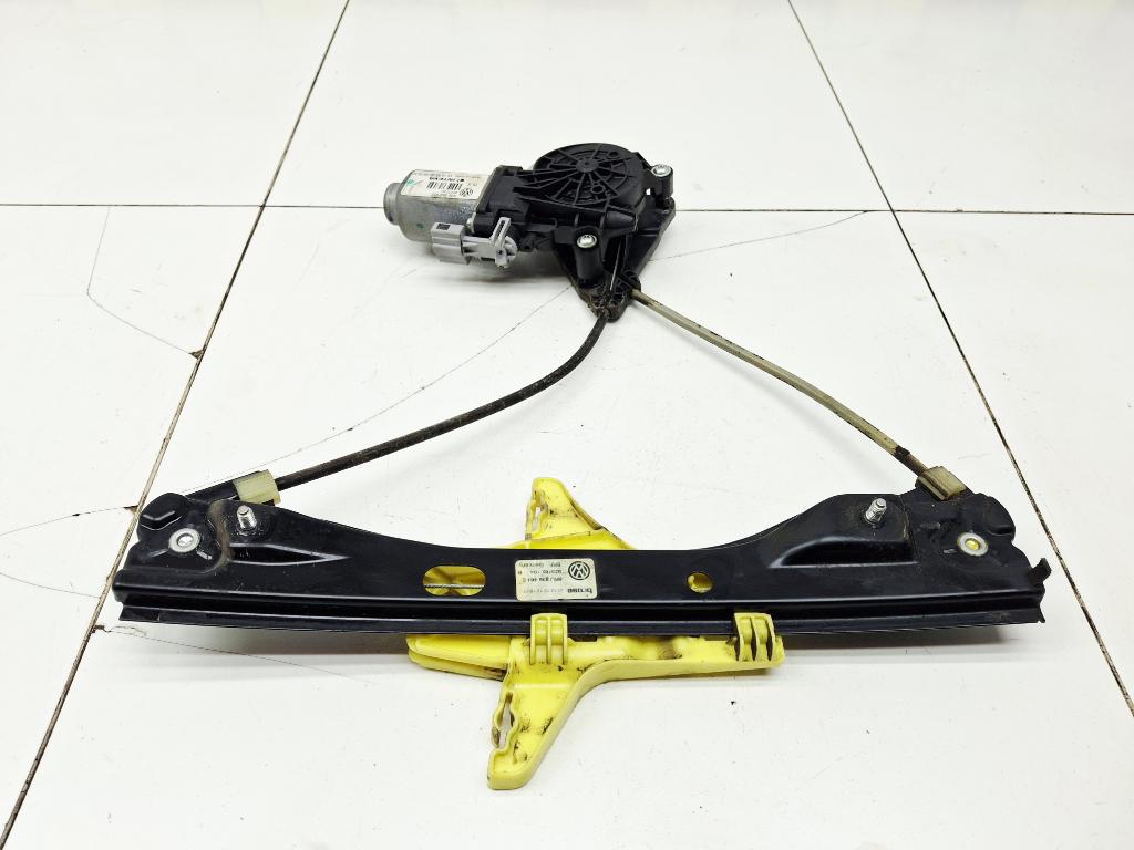 Стеклоподъемник задний левый, 1000 рублей, Пермь