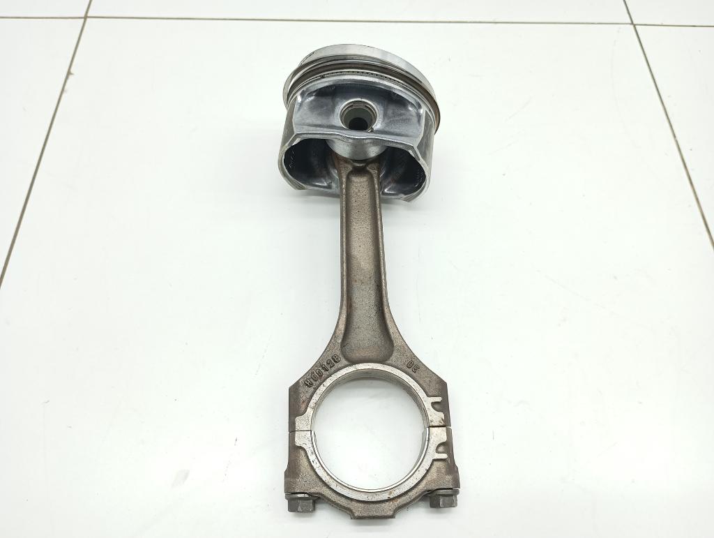 Поршень с шатуном, 4000 рублей, Пермь