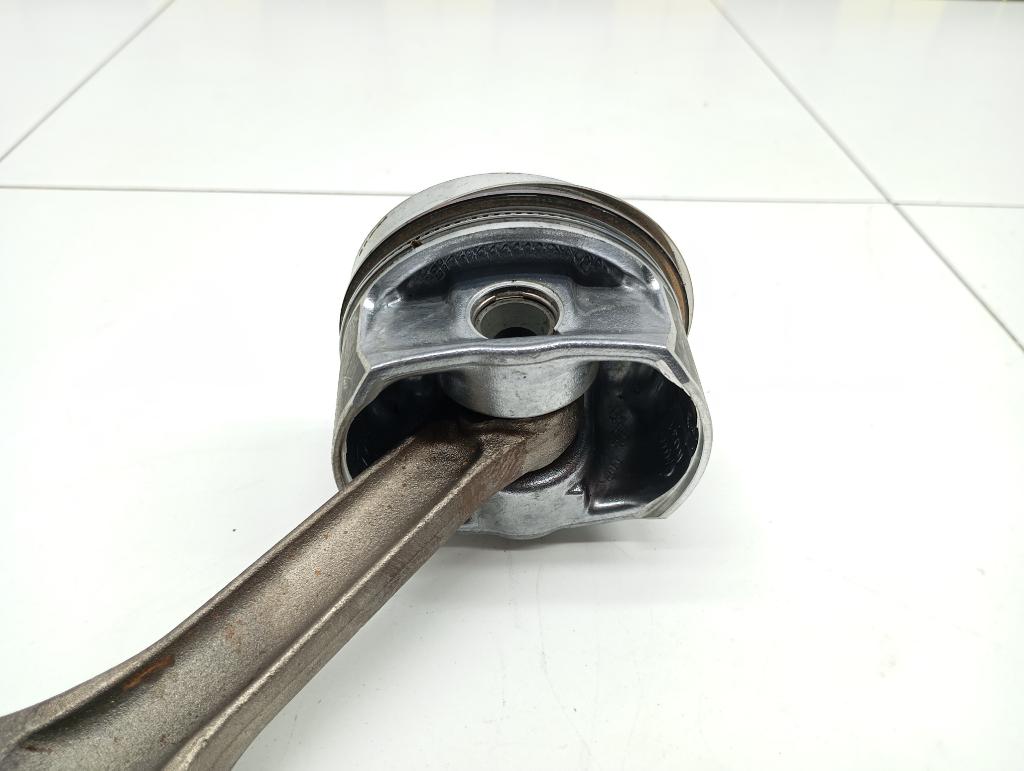 Поршень с шатуном, 4000 рублей, Пермь