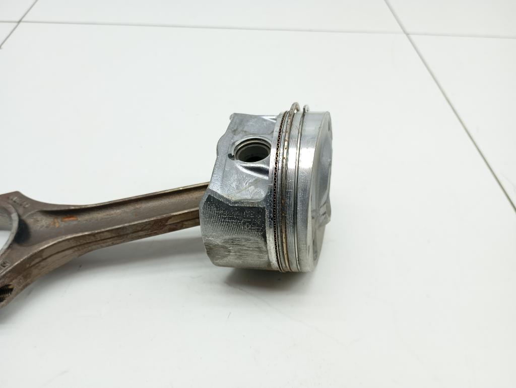 Поршень с шатуном, 4000 рублей, Пермь