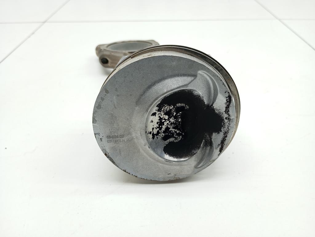 Поршень с шатуном, 4000 рублей, Пермь