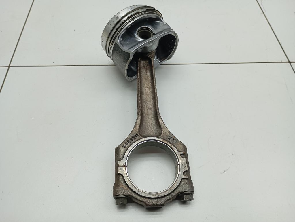 Поршень с шатуном, 4000 рублей, Пермь