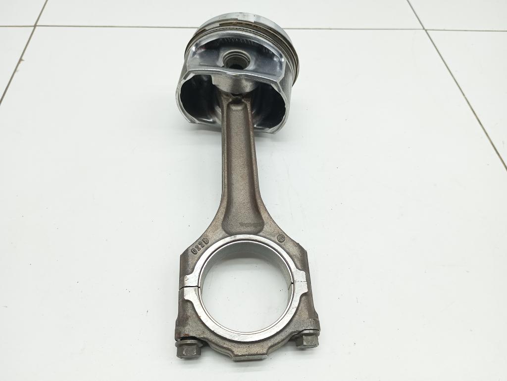 Поршень с шатуном, 4000 рублей, Пермь