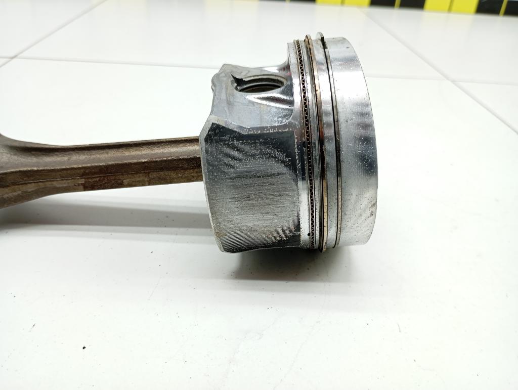 Поршень с шатуном, 4000 рублей, Пермь