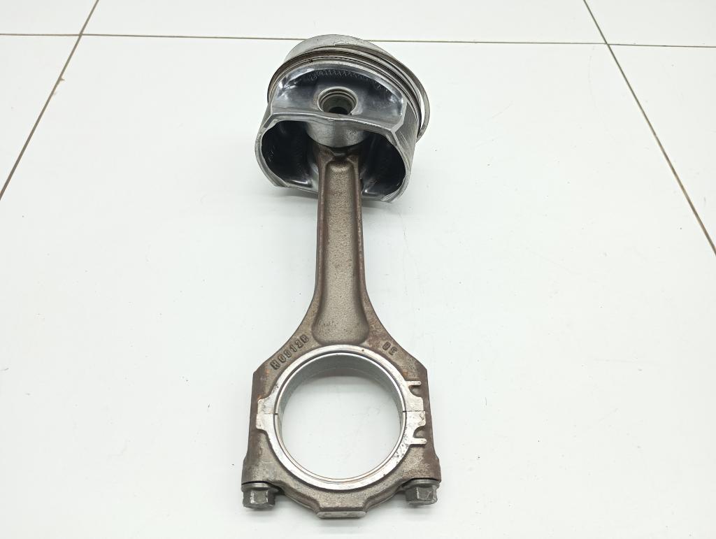 Поршень с шатуном, 4000 рублей, Пермь