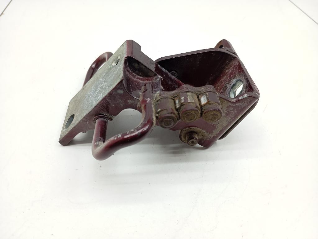 Петля двери передней правой нижняя, 1000 рублей, Пермь