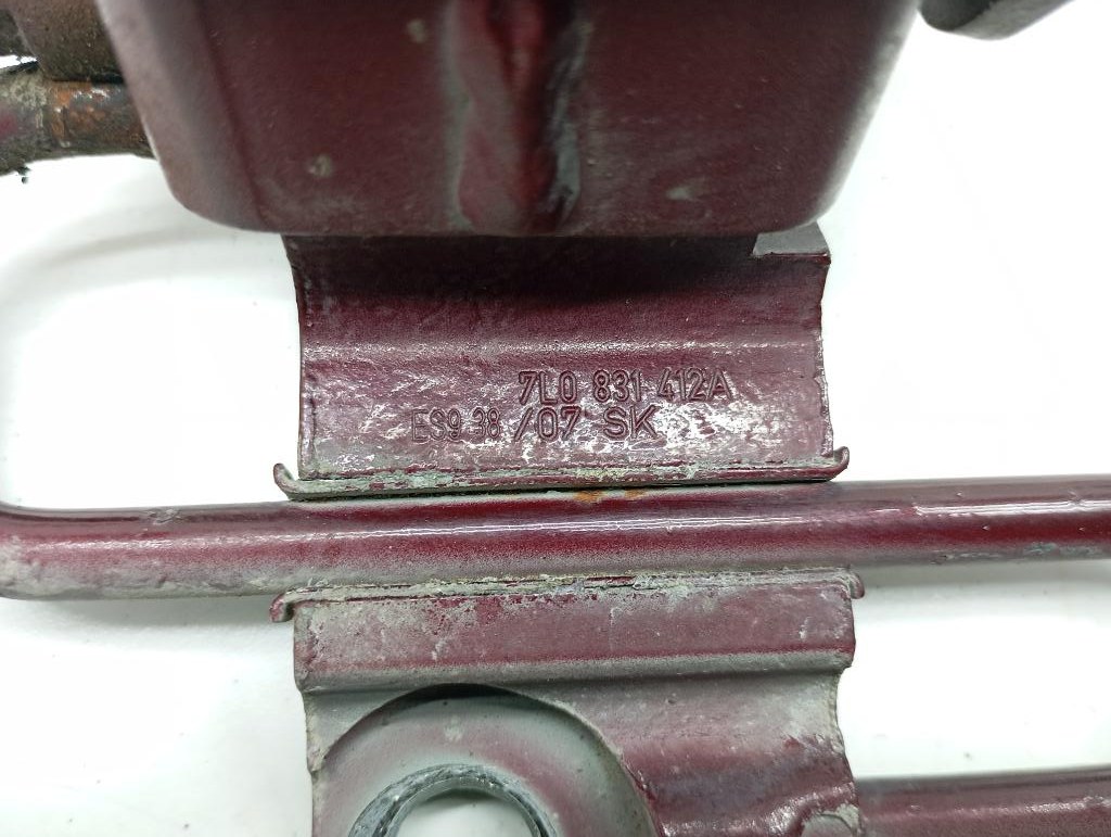 Петля двери передней правой нижняя, 1000 рублей, Пермь