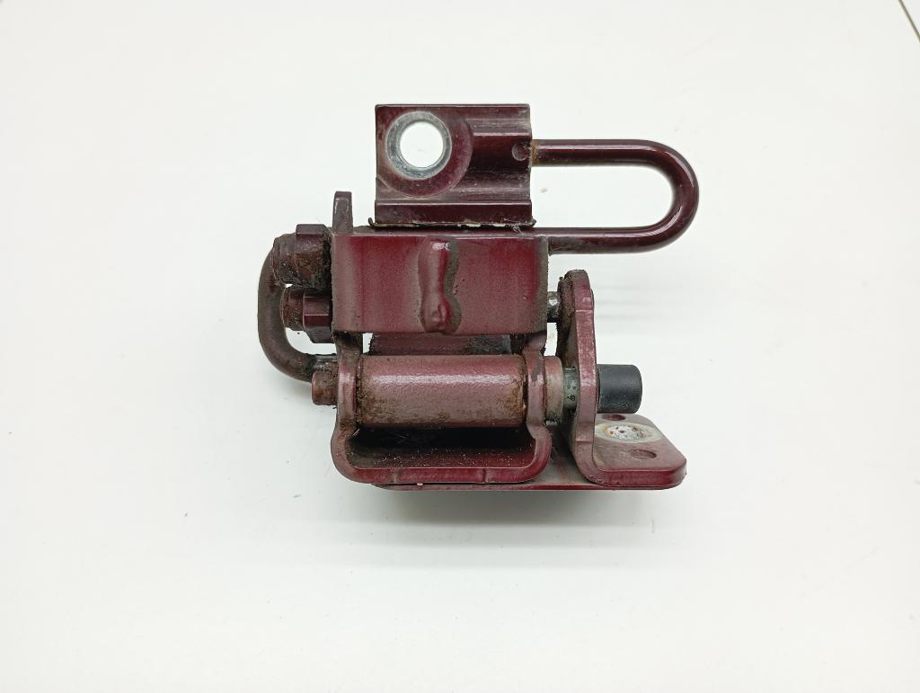 Петля двери задней левой нижняя, 1000 рублей, Пермь