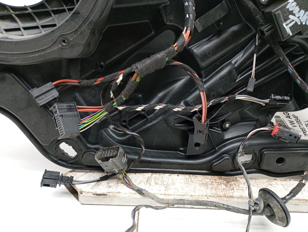 Стеклоподъемник задний правый, 3000 рублей, Пермь