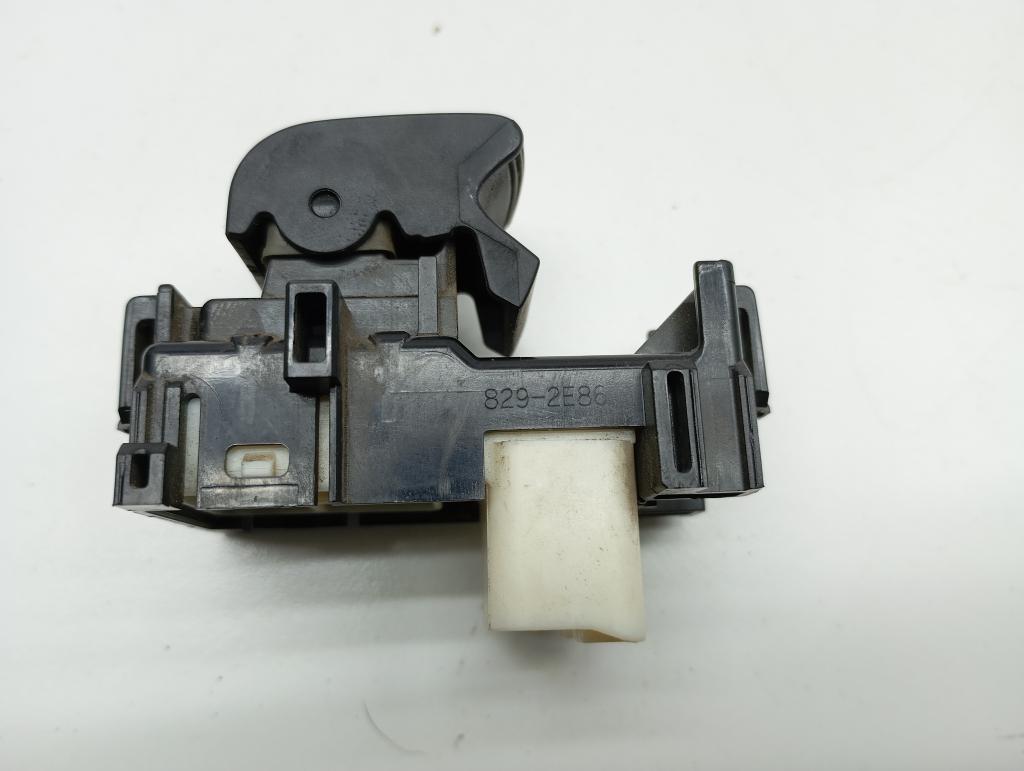 Кнопка стеклоподъемника, 500 рублей, Пермь