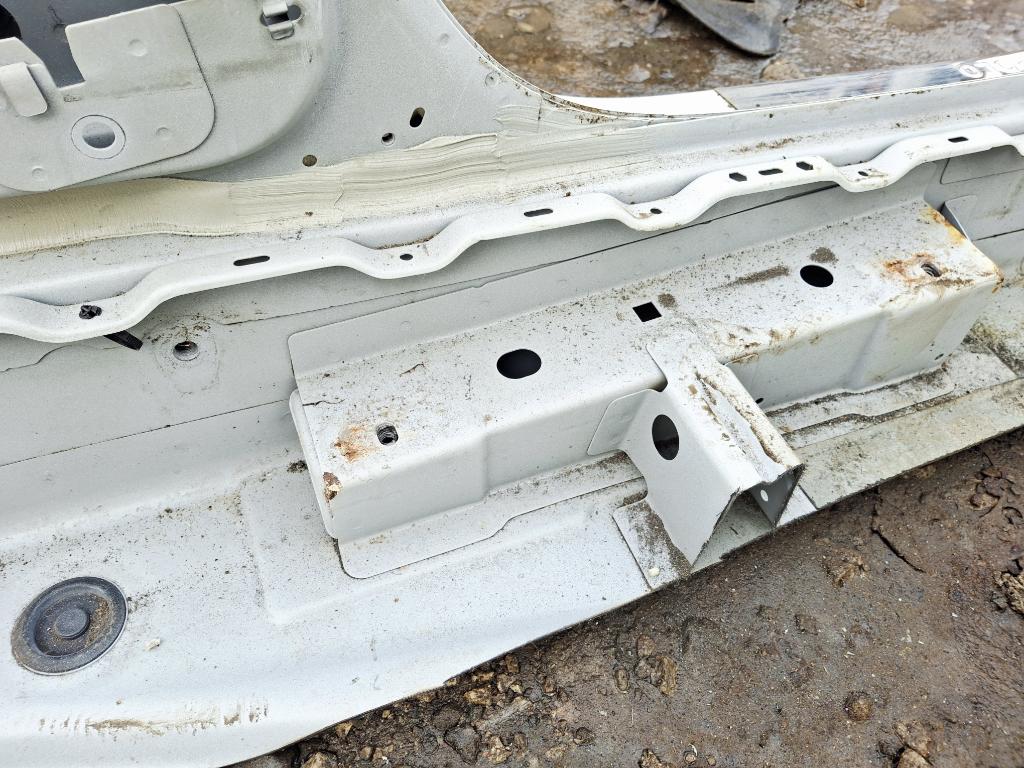 Порог со стойкой левый, 9000 рублей, Пермь