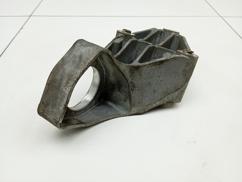 Кронштейн промежуточного вала привода, 2000 рублей, Пермь