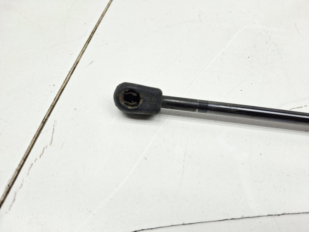 Амортизатор двери багажника, 500 рублей, Пермь