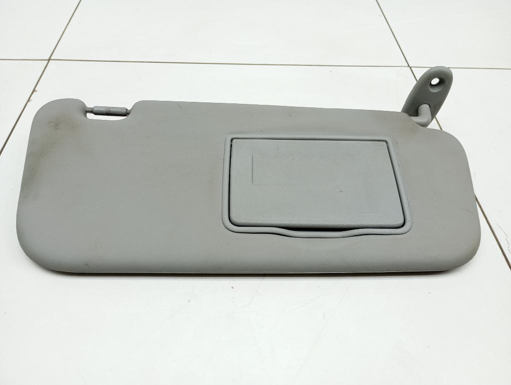 Козырек солнцезащитный левый, 1000 рублей, Пермь