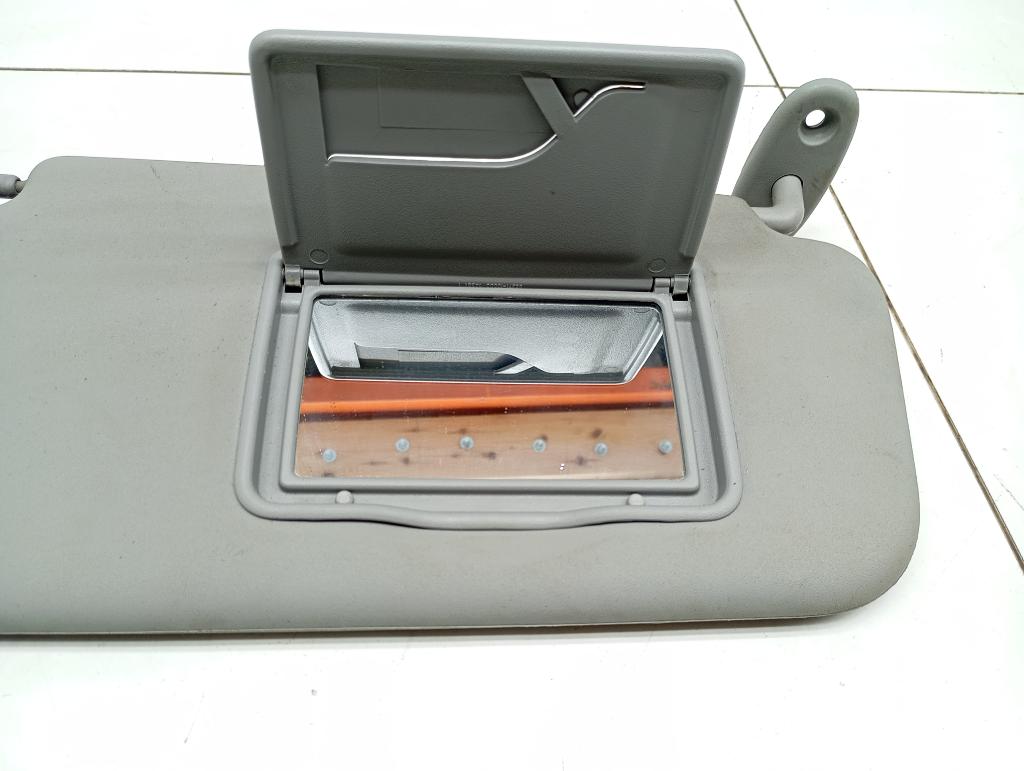 Козырек солнцезащитный левый, 1000 рублей, Пермь