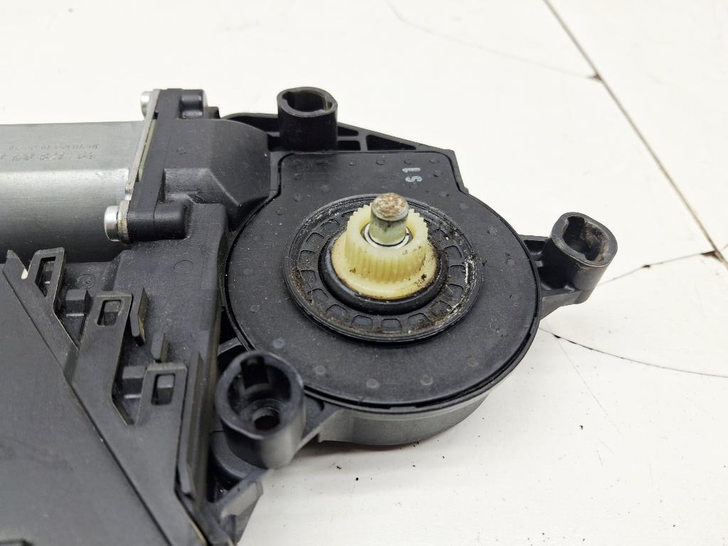 Моторчик стеклоподъемника, 3000 рублей, Пермь