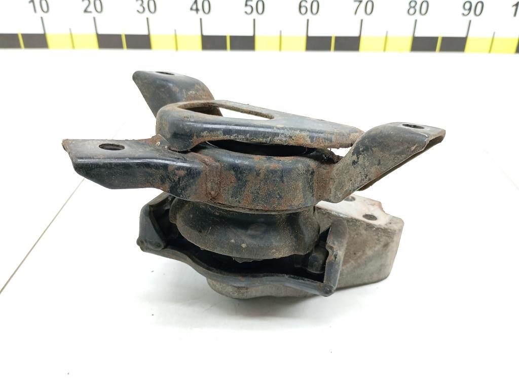 Опора двигателя правая, 1500 рублей, Пермь