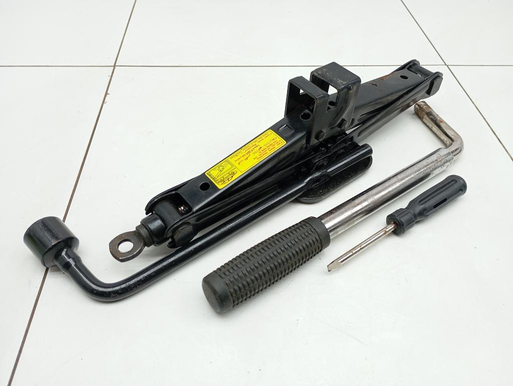 Домкрат, 1500 рублей, Пермь