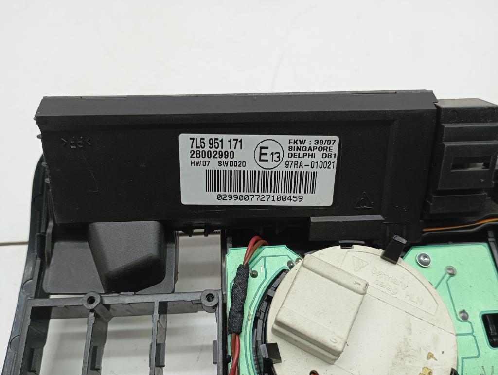 Плафон салонный, 2000 рублей, Пермь