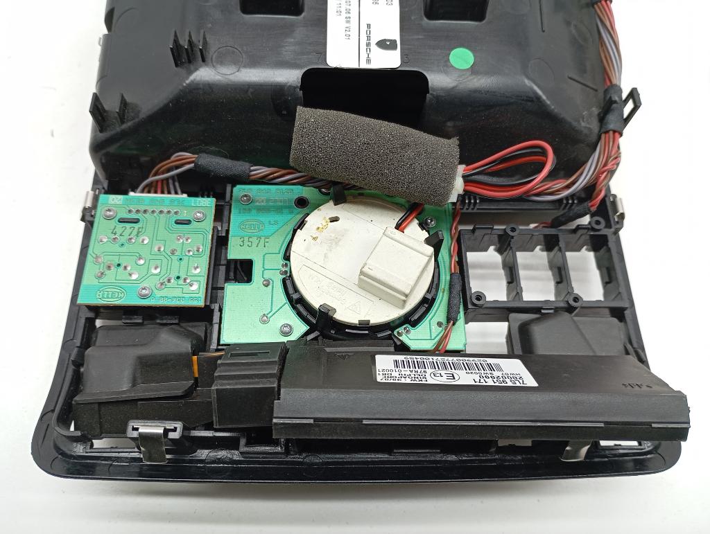 Плафон салонный, 2000 рублей, Пермь