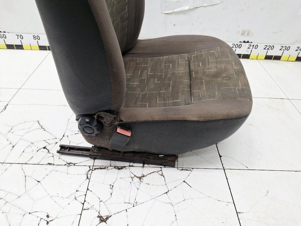 Сиденье переднее левое, 4000 рублей, Пермь