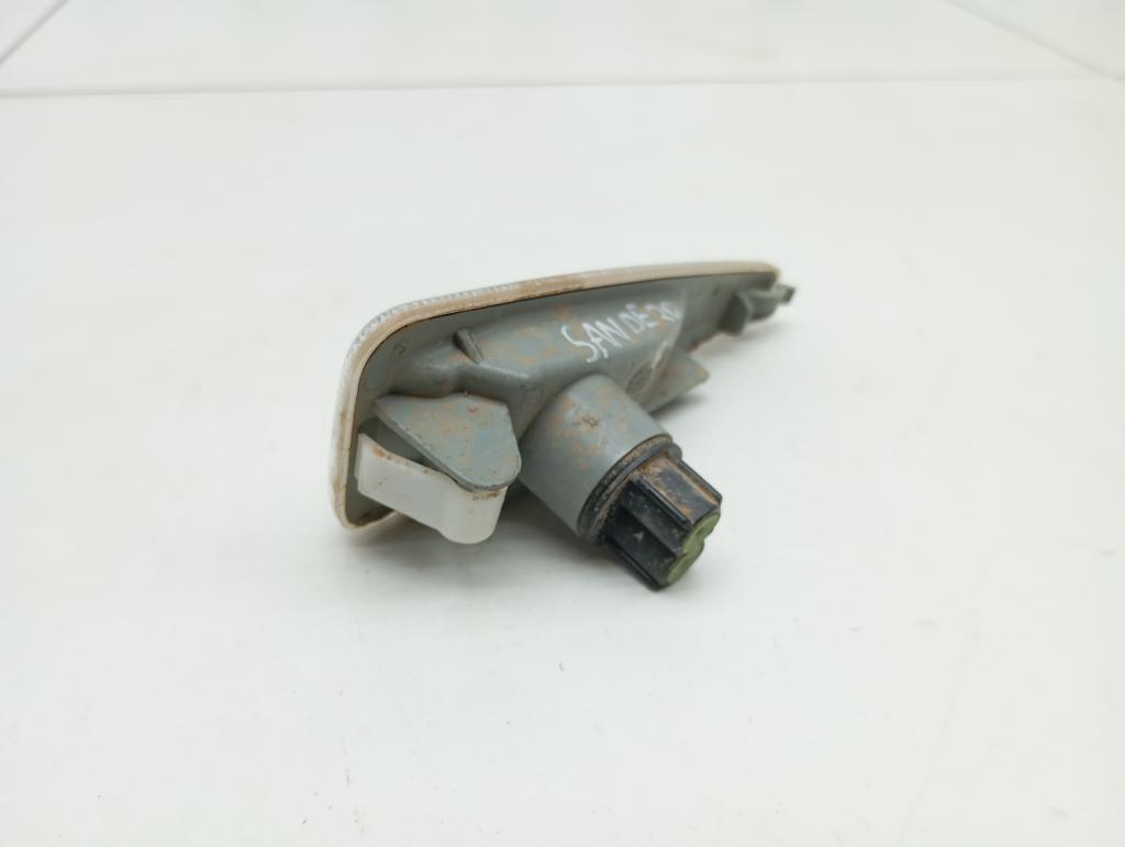 Повторитель на крыло правый, 500 рублей, Пермь