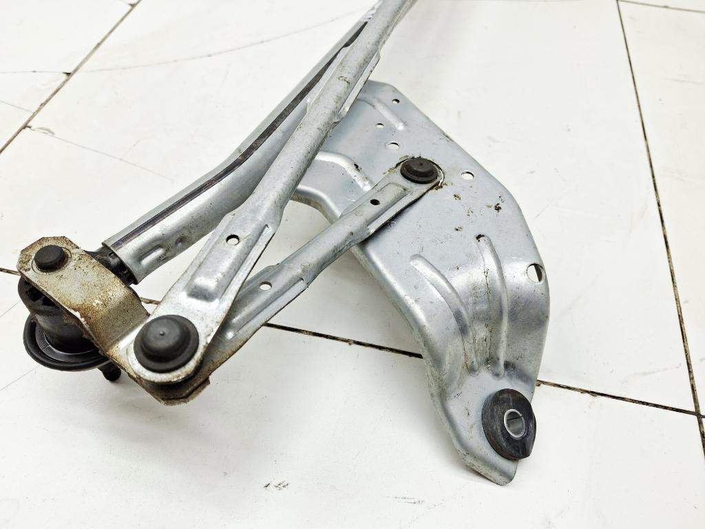 Трапеция дворников, 1000 рублей, Пермь