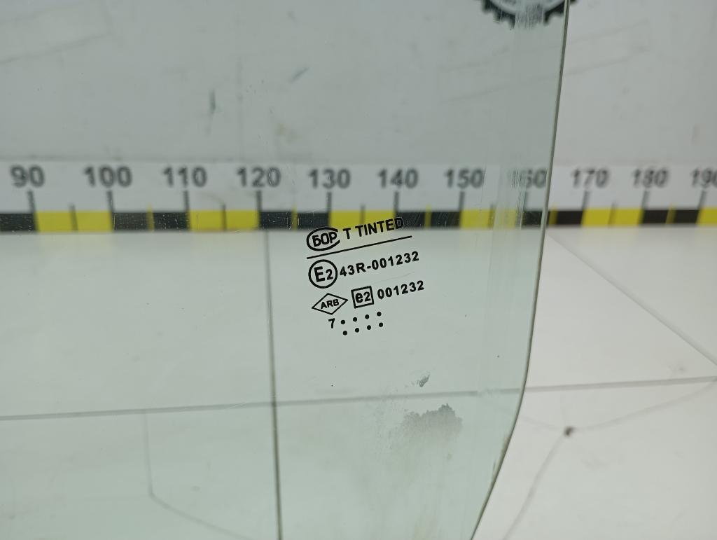 Стекло двери передней левой, 2000 рублей, Пермь