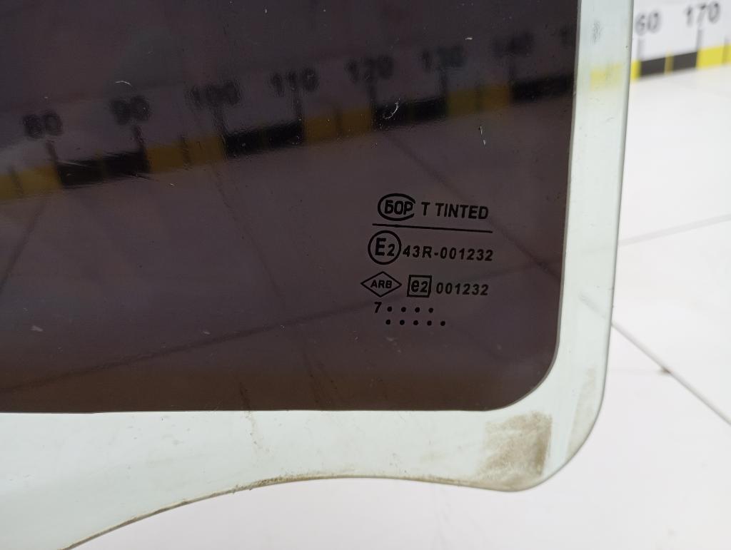 Стекло двери задней правой, 1000 рублей, Пермь