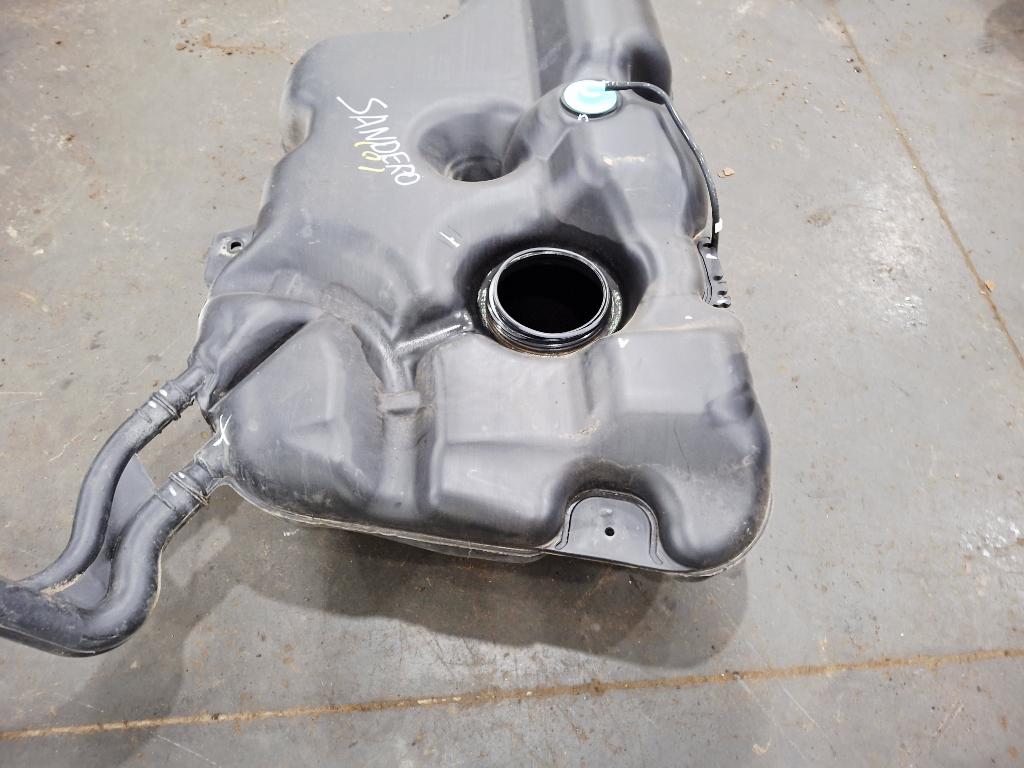 Бак топливный, 2500 рублей, Пермь