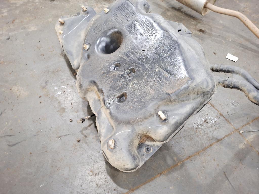 Бак топливный, 2500 рублей, Пермь