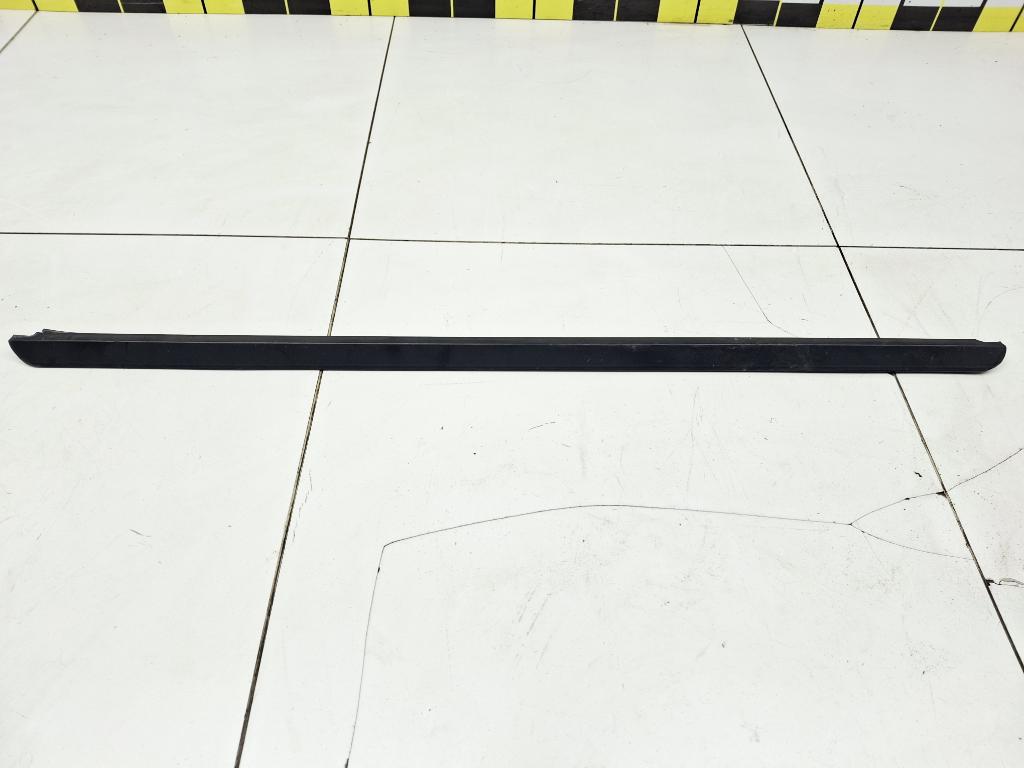 Накладка стекла заднего правого, 500 рублей, Пермь