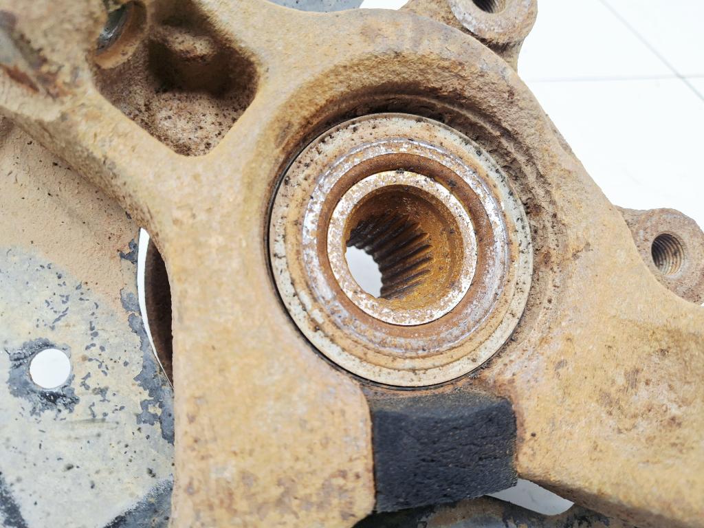 Кулак поворотный передний правый, 5000 рублей, Пермь