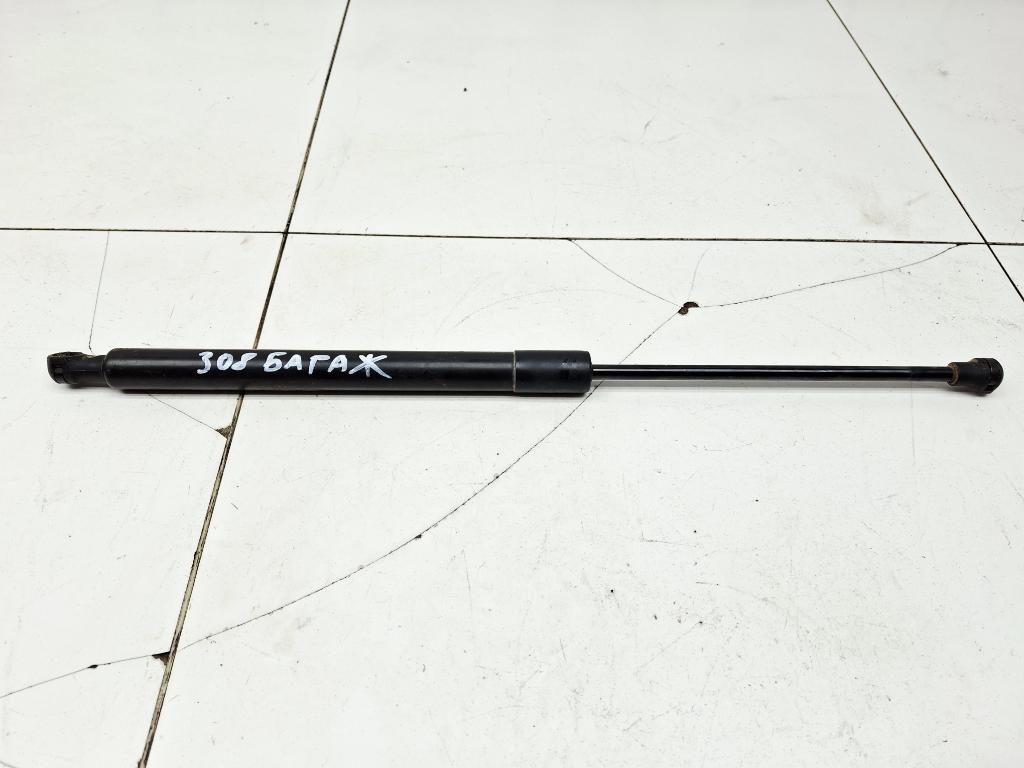 Амортизатор двери багажника, 500 рублей, Пермь