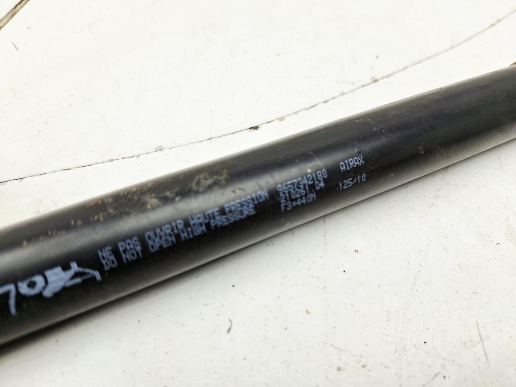 Амортизатор двери багажника, 500 рублей, Пермь