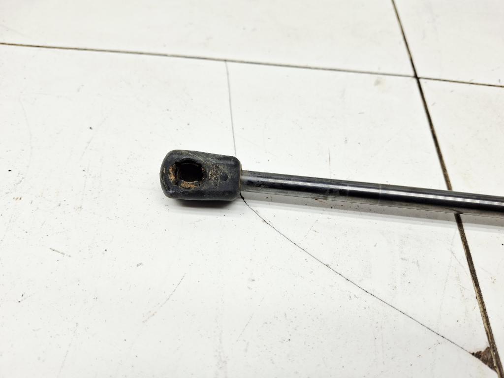 Амортизатор двери багажника, 500 рублей, Пермь