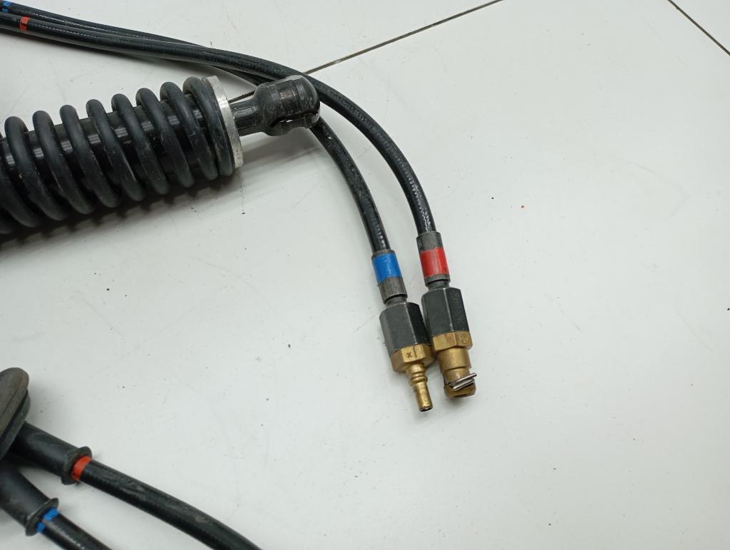 Амортизатор двери багажника, 5000 рублей, Пермь