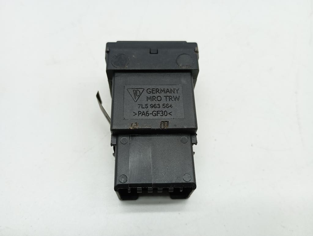 Кнопка обогрева сидений, 500 рублей, Пермь