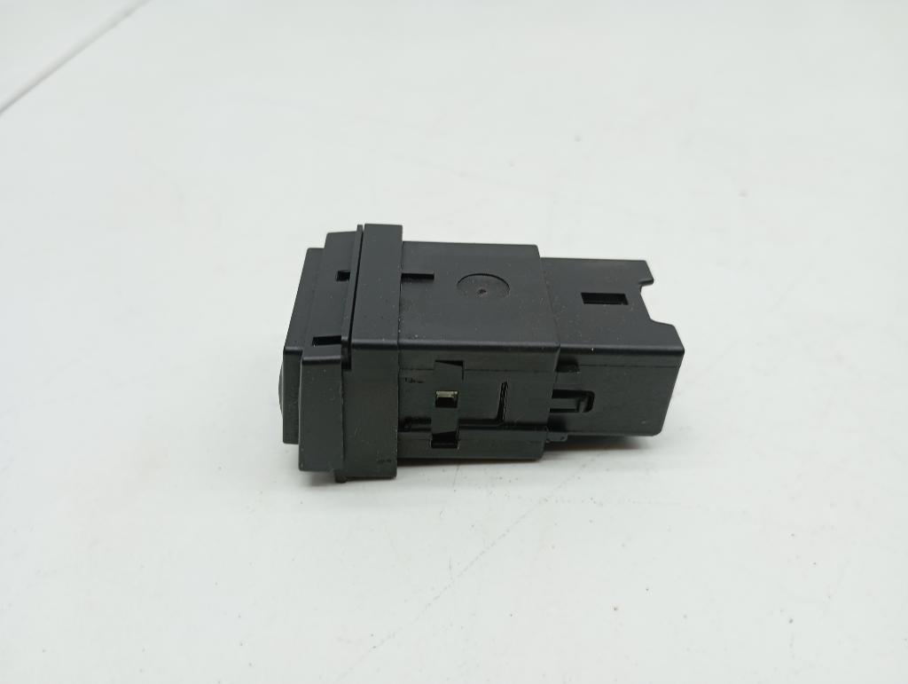 Кнопка обогрева сидений, 500 рублей, Пермь