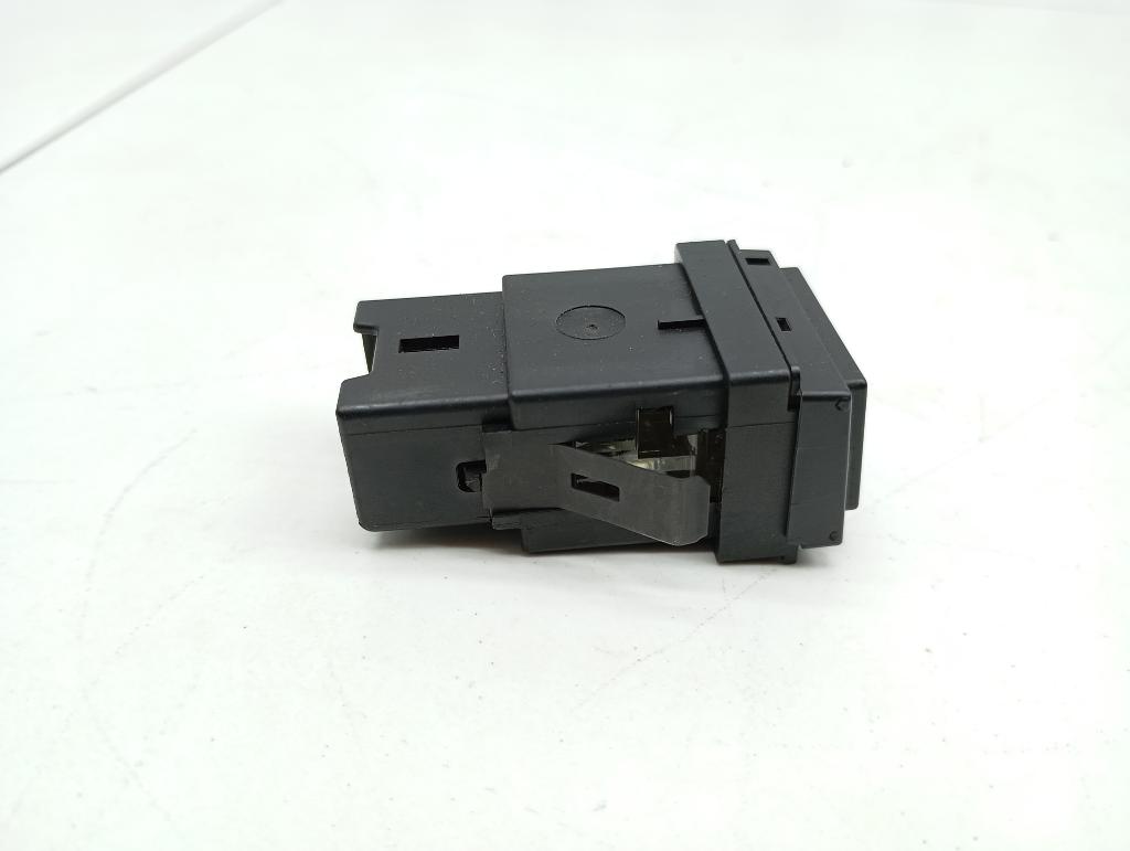 Кнопка обогрева сидений, 500 рублей, Пермь